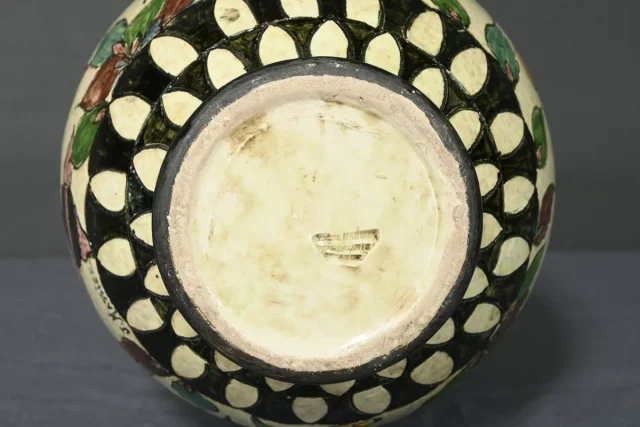 Vase en Faïence Polychrome, signé J.Massier, Vallauris – Début XXe