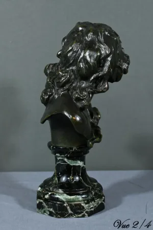 BRONZE  signed  A. INJALBERT
