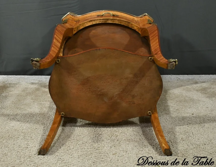 Petite Table de Salon en Bois de Rose – Milieu XXe