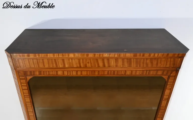Bibliothèque en Acajou Flammé, style Louis XVI – Milieu XIXe