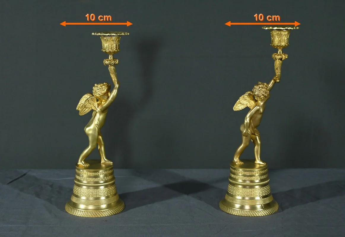Paire de Bougeoirs en Bronze Doré – Milieu XIXe