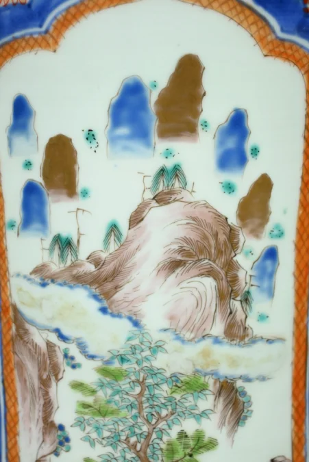 Vase en Porcelaine du Japon, époque Meiji – Fin XIXe