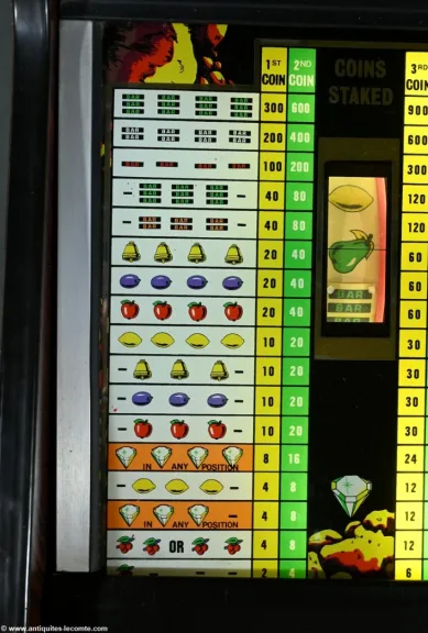 Machine à Sous Jeutel Super Diamant en Stratifié – 1980
