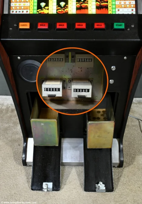 Machine à Sous Jeutel Super Diamant en Stratifié – 1980
