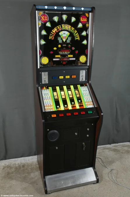 Machine à Sous Jeutel Super Diamant en Stratifié – 1980