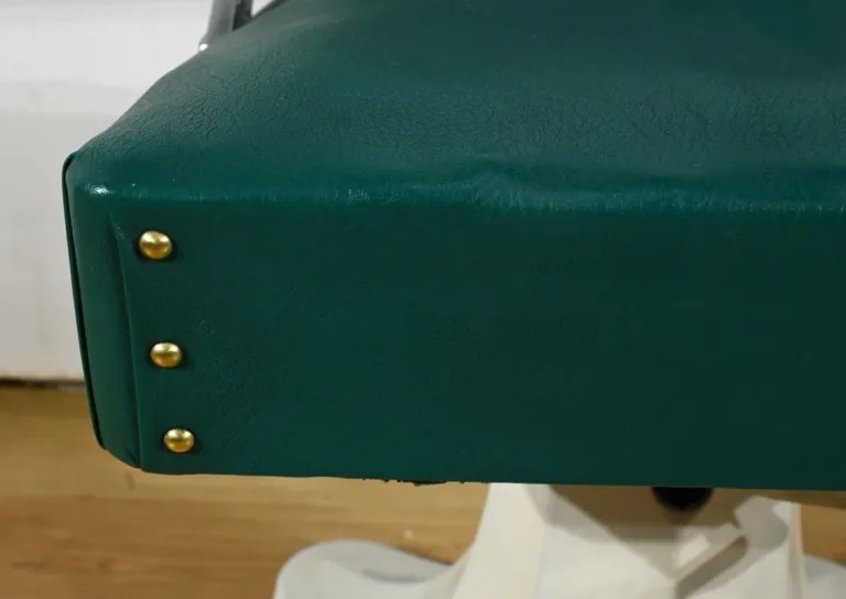 Fauteuil de Coiffeur en Simili Cuir – 1960