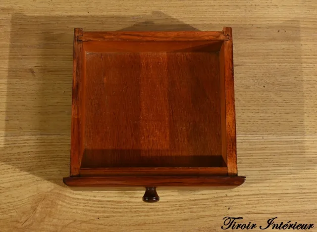 Meuble Vitré Rurka en Ronce de Noyer, Art Déco – 1940