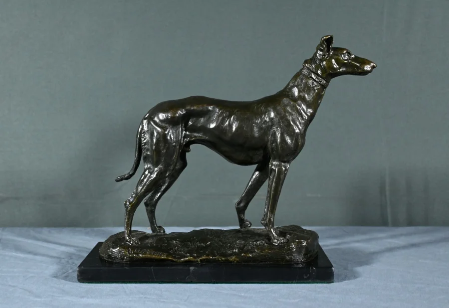 BRONZEN WINDHOND getekend E.FREMIET