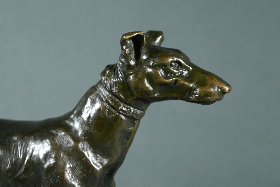 BRONZEN WINDHOND getekend E.FREMIET