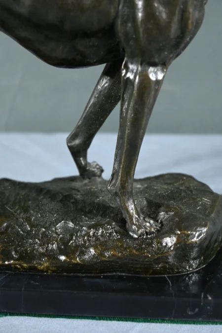 BRONZEN WINDHOND getekend E.FREMIET