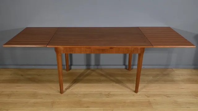 Table à rallonges Scandinave en Teck – 1960