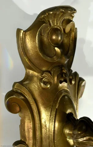 WANDLEUCHTEN IM LOUIS XV-STIL
