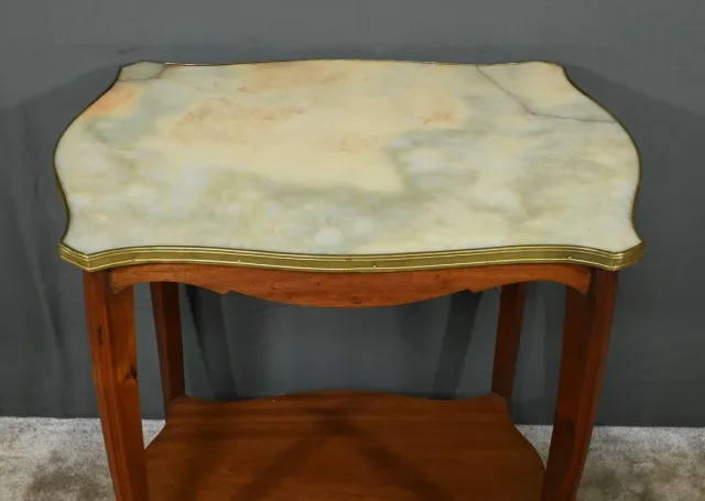 TWO-TIER TABLE