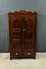 INDISCHER GEWÜRZSCHRANK