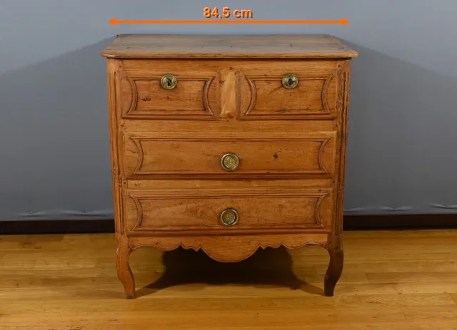 Petite Commode en Frêne, Transition Louis XIV/Louis XV – Fin XVIIIe