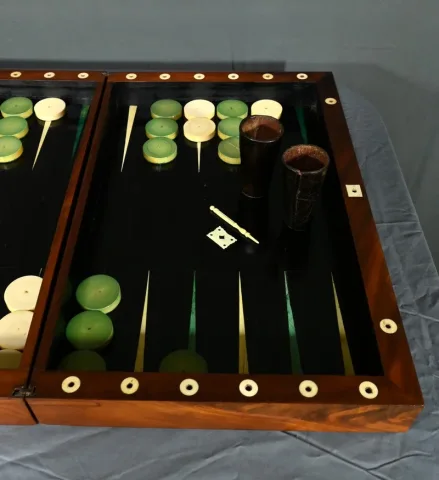 Tablier de Trictrac en Acajou – 1920