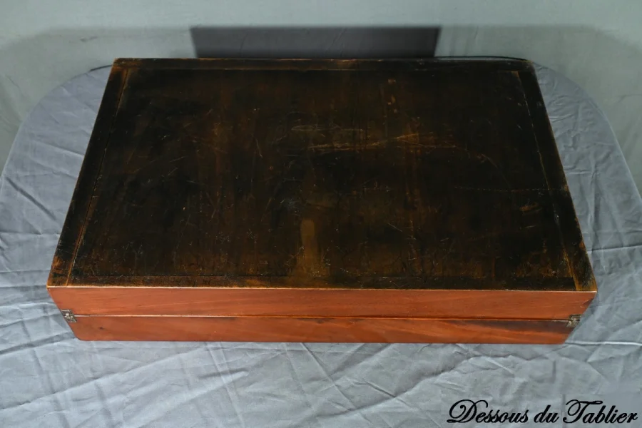 Tablier de Trictrac en Acajou – 1920