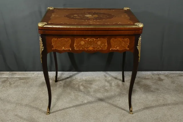 Table de Jeux en Acajou, style Transition Louis XV/Louis XVI – Fin XIXe