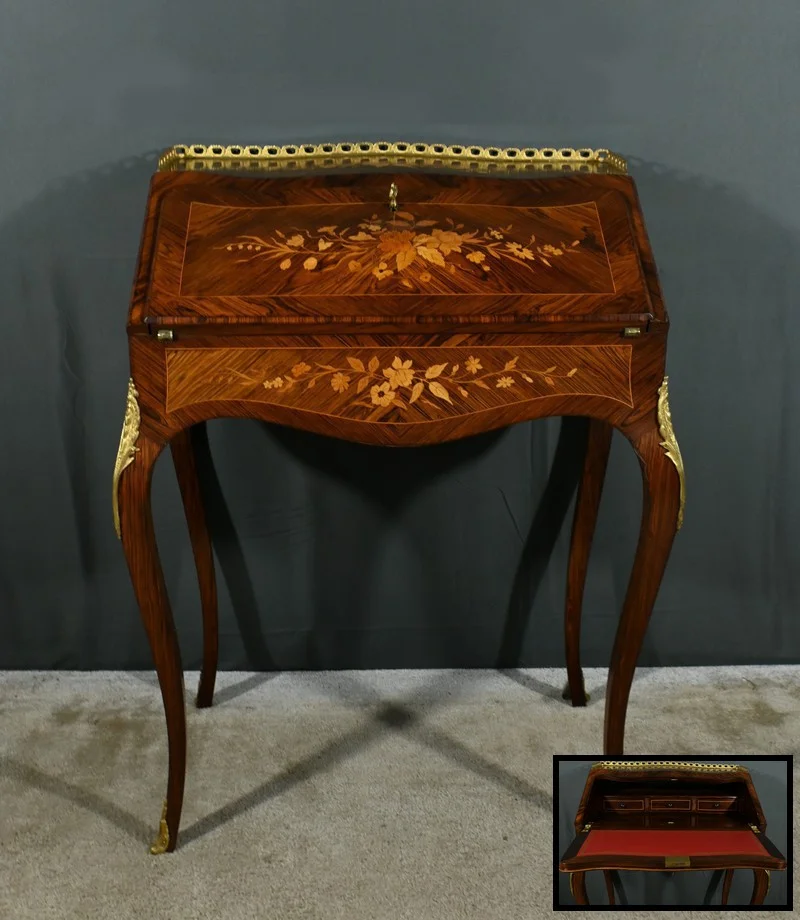 Petit Bureau de Dame en Palissandre, style Louis XV – 2ème Partie XIXe