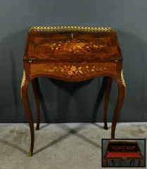 SCHREIBTISCH IM LOUIS XV-STIL