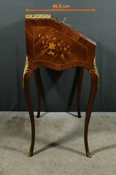 Petit Bureau de Dame en Palissandre, style Louis XV – 2ème Partie XIXe