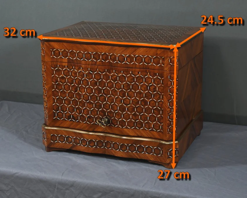 NAPOLEON III PERIOD DECANTER BOX