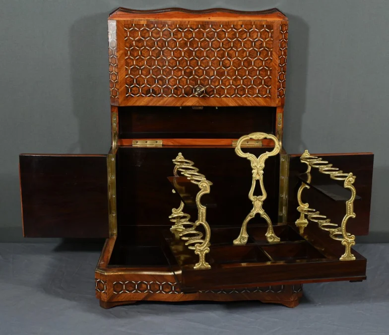 NAPOLEON III PERIOD DECANTER BOX