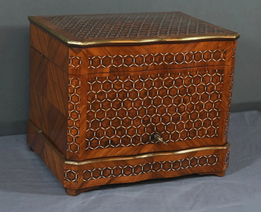 NAPOLEON III PERIOD DECANTER BOX