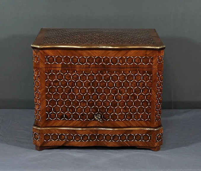 Cave à Liqueur en Marqueterie, époque Napoléon III – Milieu XIXe