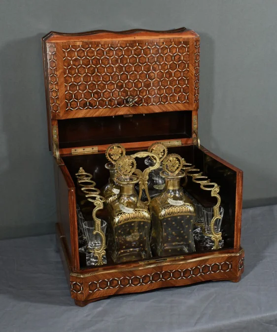 NAPOLEON III PERIOD DECANTER BOX