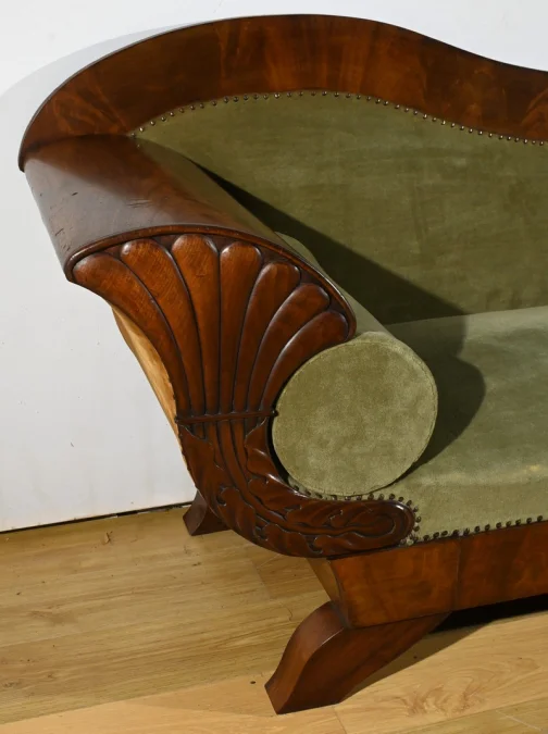 BIEDERMEIER STYLE SETTEE
