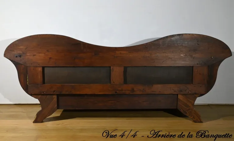 Canapé en Ronce d’Acajou, style Biedermeier – Fin XIXe