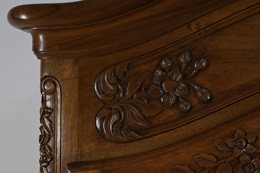 BOEKENKAST IN LOUIS XV-STIJL