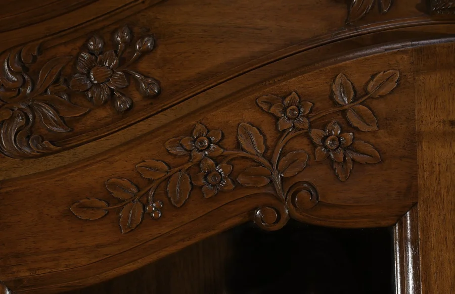 BOEKENKAST IN LOUIS XV-STIJL