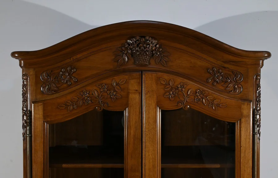 BOEKENKAST IN LOUIS XV-STIJL