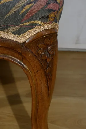 WOHNZIMMER-GRUPPE IM LOUIS XV-STIL
