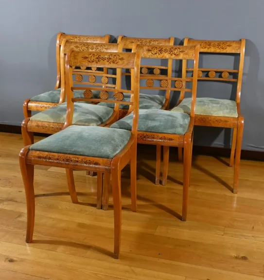 Chaises en Erable Moucheté, style Charles X – Milieu XXe