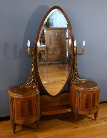 ART DECO PERIOD DRESSING TABLE