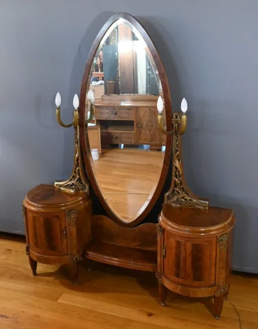 ART DECO PERIOD DRESSING TABLE