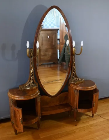ART DECO PERIOD DRESSING TABLE