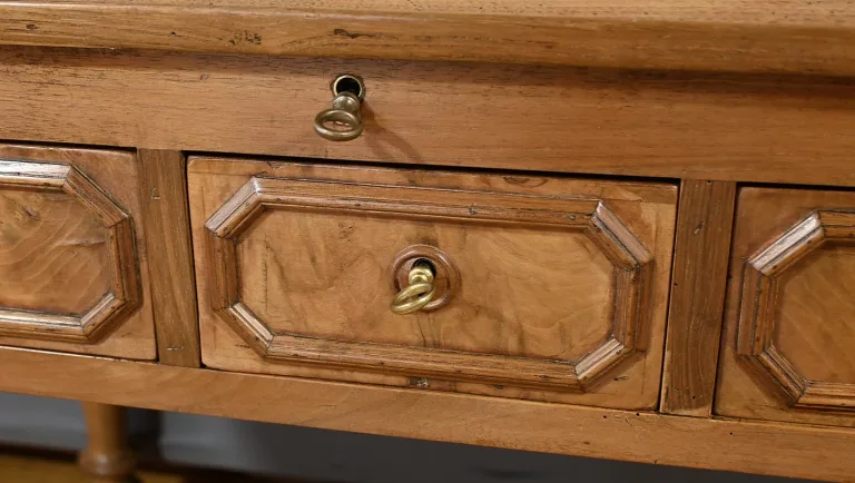Bureau de Pente en Noyer massif, style Louis-Philippe – 2ème partie XIXe