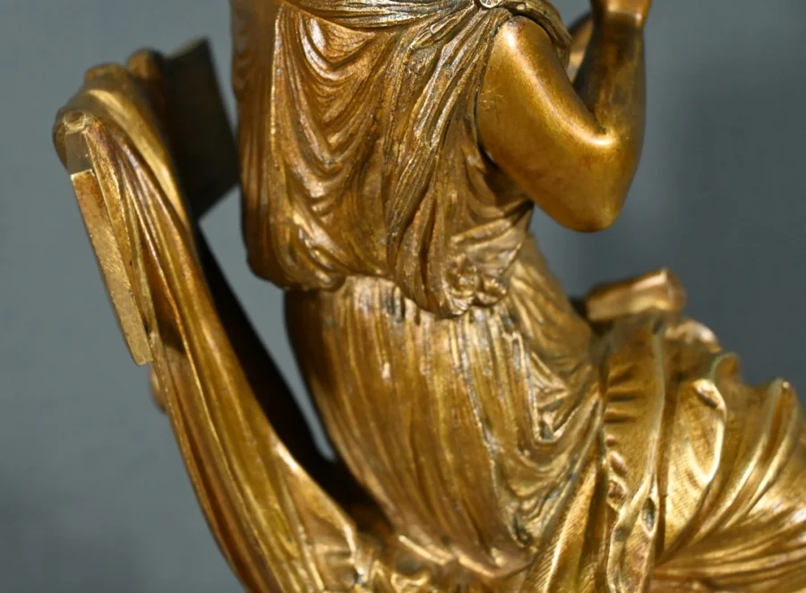 ESTATUILLA DE BRONCE