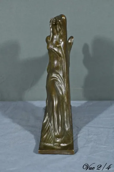 BRONZE INSPIRIERT VON S. ZELIKSON