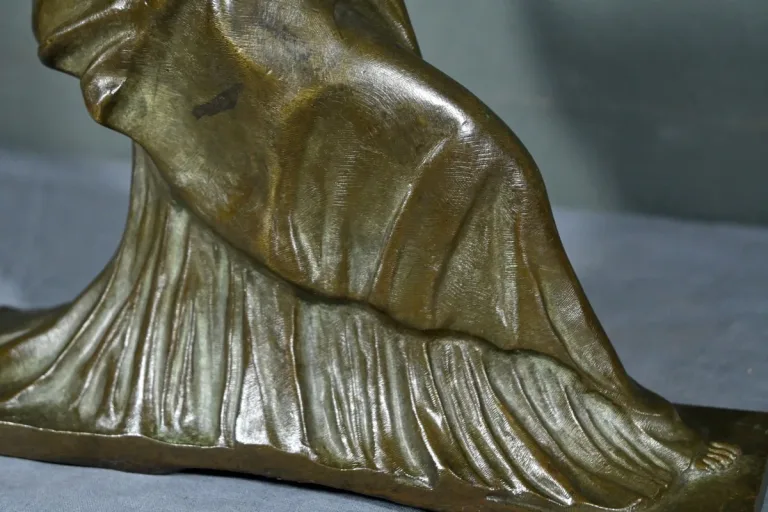 BRONZE INSPIRIERT VON S. ZELIKSON