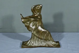 BRONZE INSPIRED BY S. ZELIKSON
