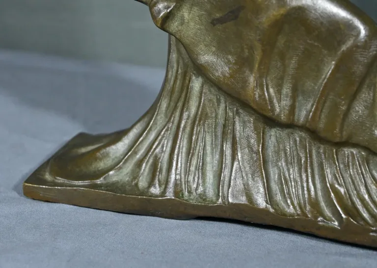 BRONZE INSPIRIERT VON S. ZELIKSON