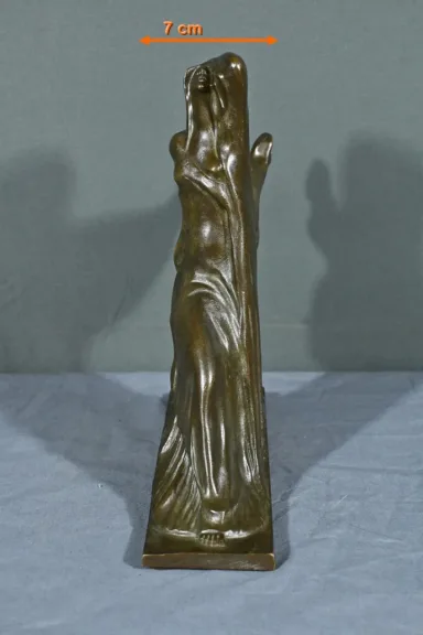 BRONZE INSPIRIERT VON S. ZELIKSON