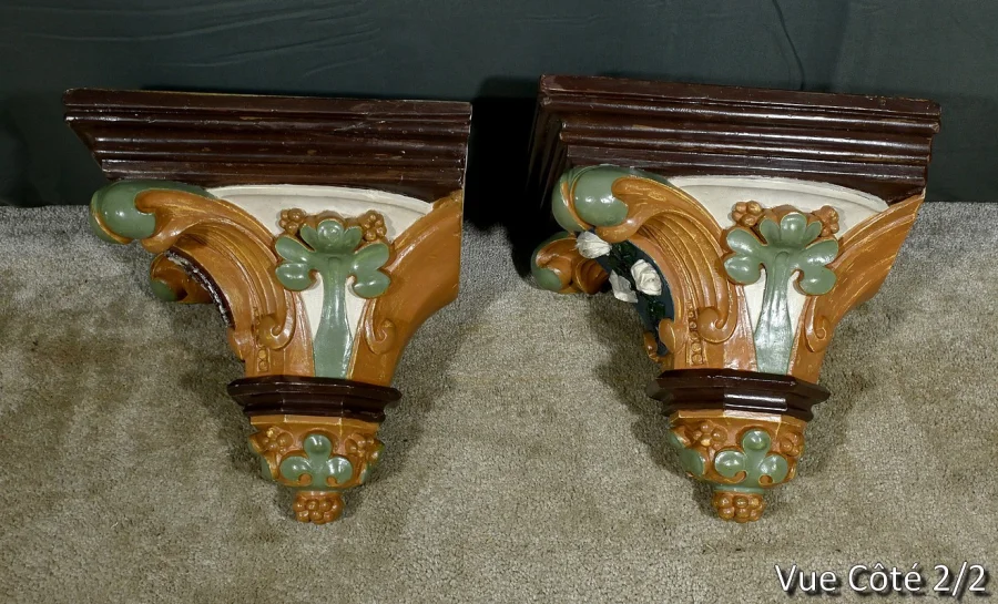 PAIR OF BAROQUE STYLE WALL SHELVES