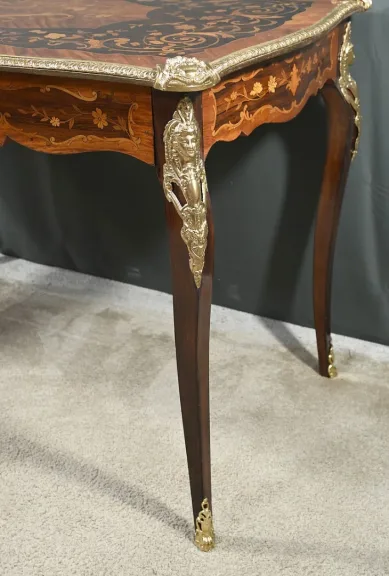 Table Bureau en Palissandre et Marqueteries, époque Napoléon III – 2ème partie XIXe
