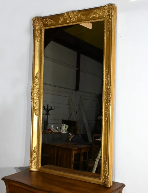 Important Miroir Doré à la Feuille, style Louis XIV – Milieu XIXe